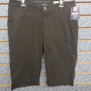 AUSTIN BOYS SHORT SIZE 5-6